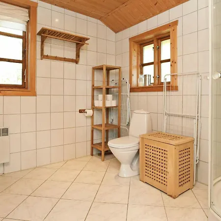 Two-bedroom Holiday In 2 * פארביילה