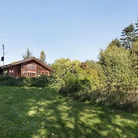 Two-bedroom Holiday In 2 פארביילה