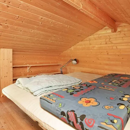 Two-bedroom Holiday In 2 בית נופש *